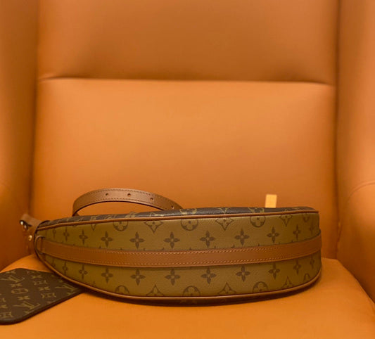 Alice Bags- Louis Vuittons - 16123