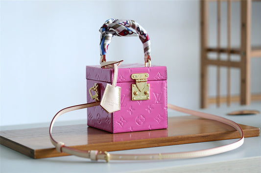 Alice bags - Louis Vuittons - 9400