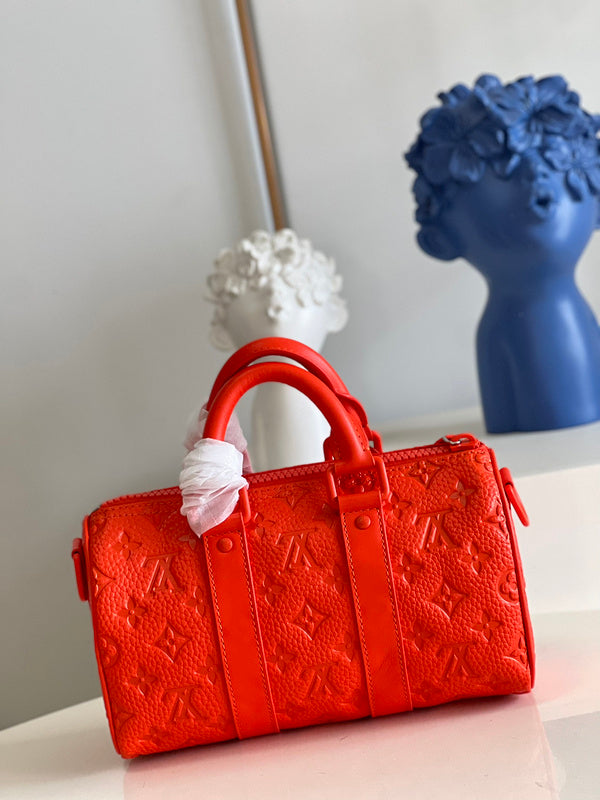 Alice Bags- Louis Vuittons - 16421