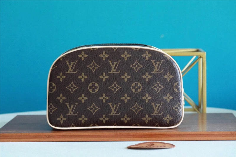 Alice bags - Louis Vuittons - 10671