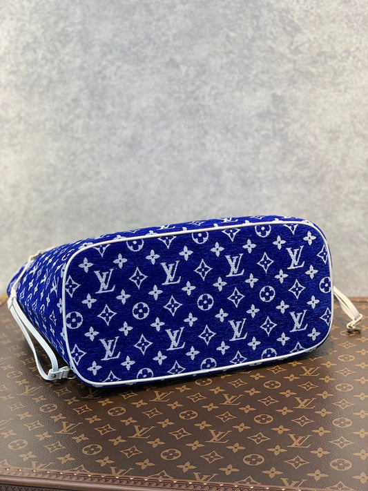 Alice Bags- Louis Vuittons - 16601