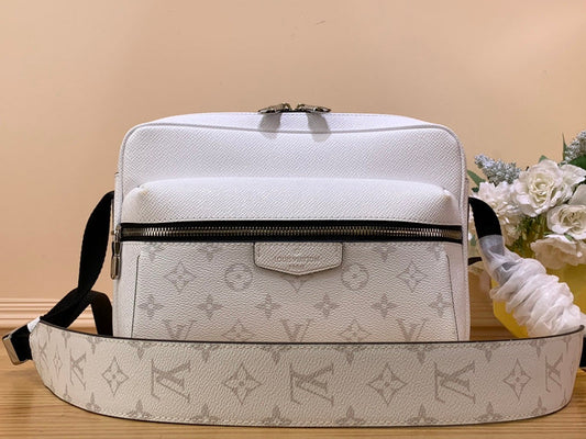 Alice bags - Louis Vuittons - 15427