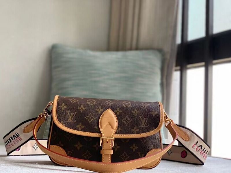 Alice bags - Louis Vuittons - 15620
