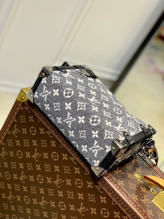 Alice Bags- Louis Vuittons - 16046