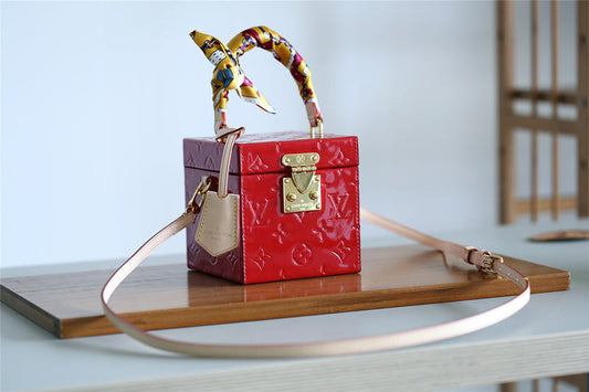 Alice bags - Louis Vuittons - 9398