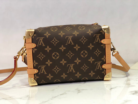 Alice Bags- Louis Vuittons - 16070