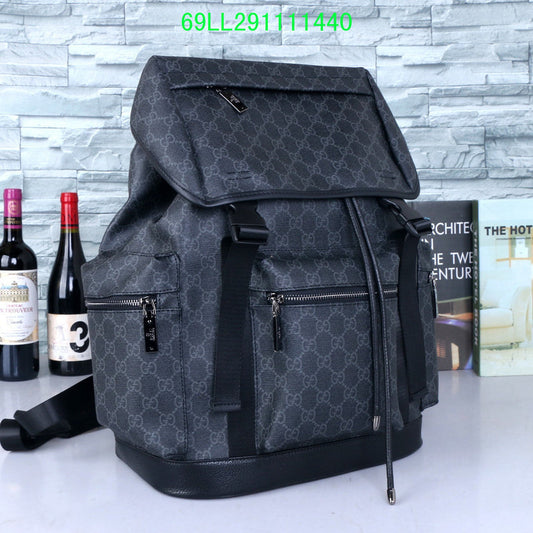 Gucci Bags - The Tote 1090