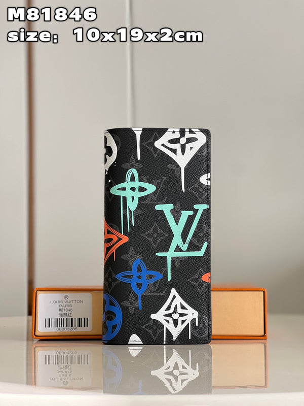 Alice Bags- Louis Vuittons - 15980