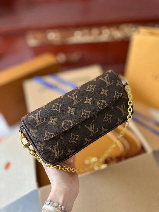 Alice bags - Louis Vuittons - 14851