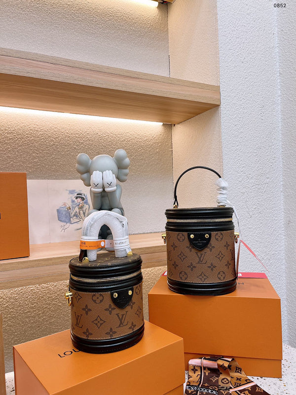 Alice bags - Louis Vuittons - 15106