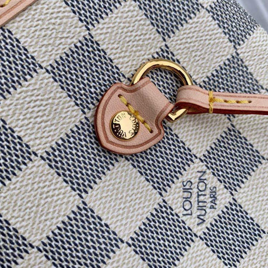 Alice Bags - Louis Vuittons - 15525