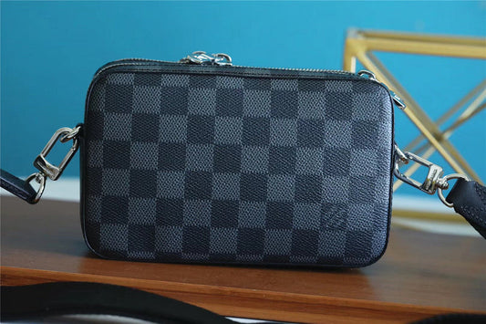 Alice bags - Louis Vuittons - 10241