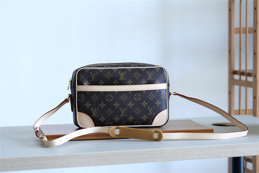 Alice bags - Louis Vuittons - 7884