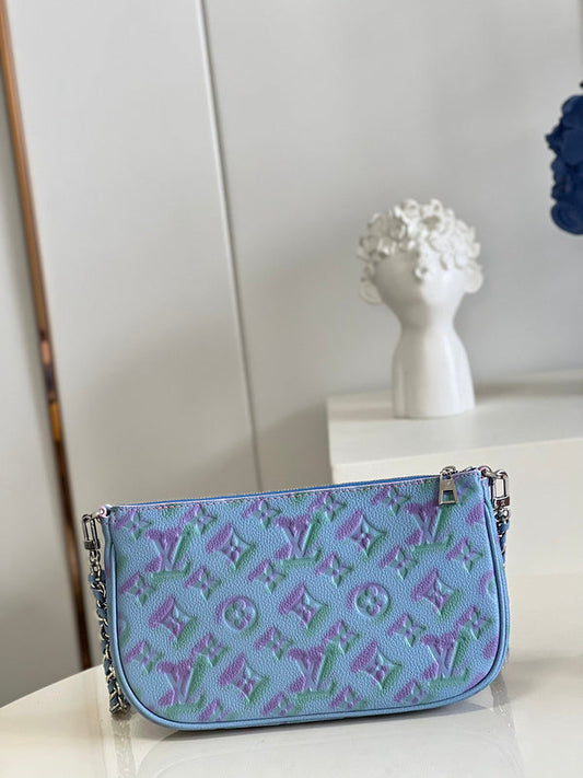 Alice Bags- Louis Vuittons - 16539
