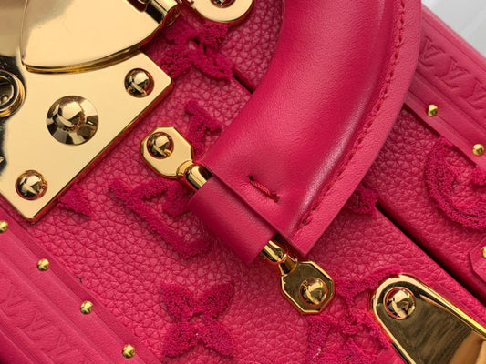 Alice Bags- Louis Vuittons - 16572