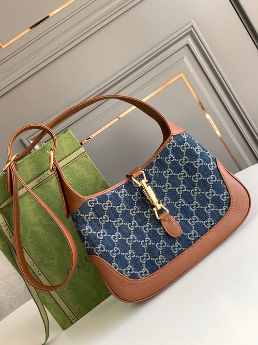 Gucci Luxury Bags 1044