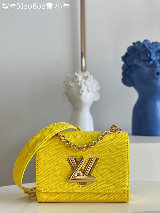 Alice Bags- Louis Vuittons - 16419
