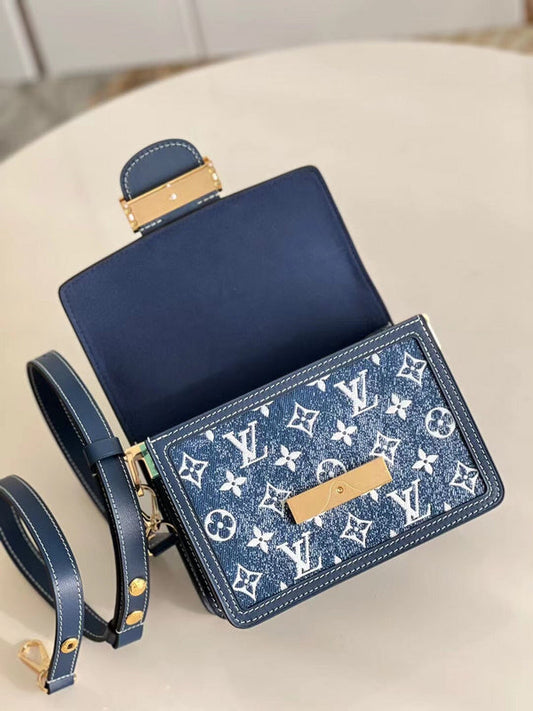 Alice Bags- Louis Vuittons - 16498