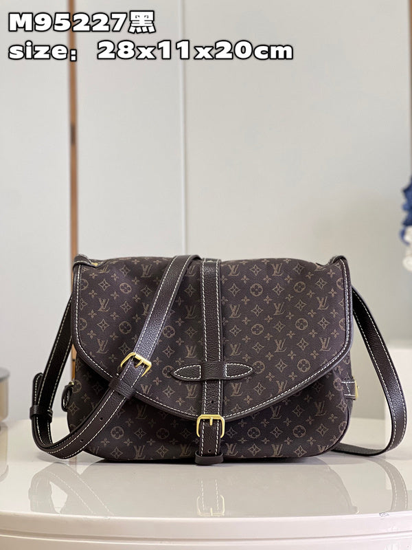 Alice Bags- Louis Vuittons - 15908
