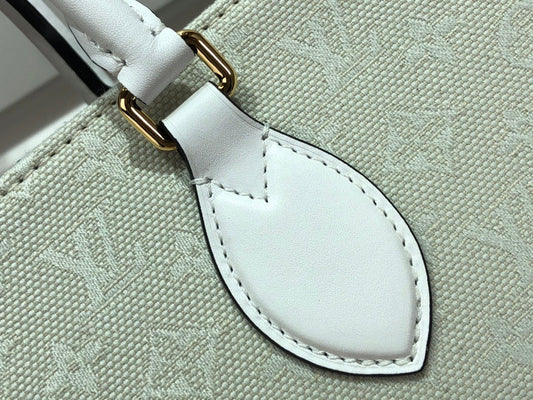 Alice Bags- Louis Vuittons - 16501