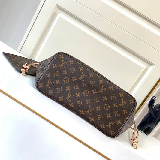 Alice Bags- Louis Vuittons - 16298