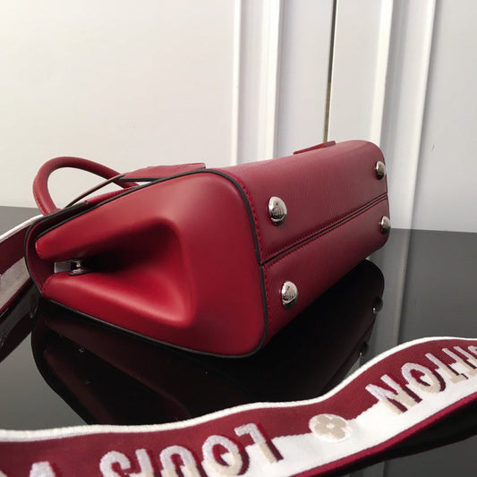 Alice Bags- Louis Vuittons - 15884