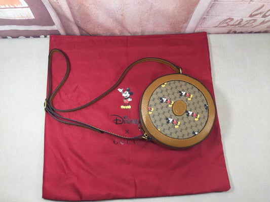 Gucci Bags - The Tote 783