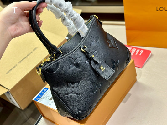 Alice bags - Louis Vuittons - 15097