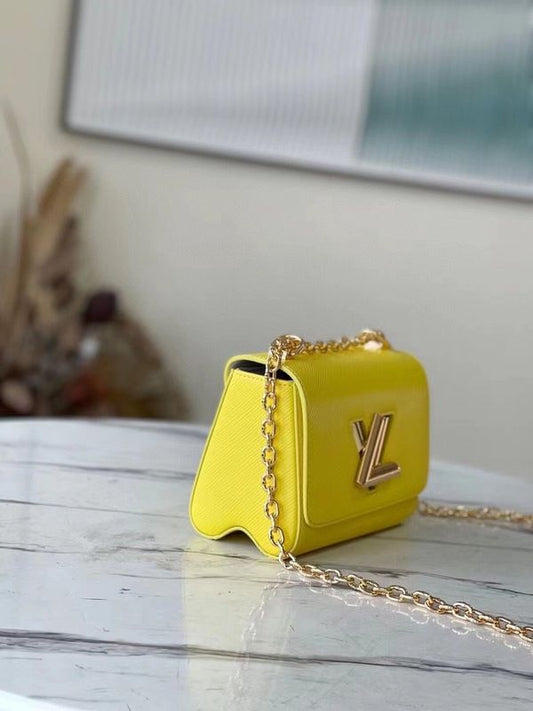 Alice Bags- Louis Vuittons - 16357