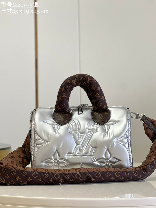 Alice Bags- Louis Vuittons - 16103