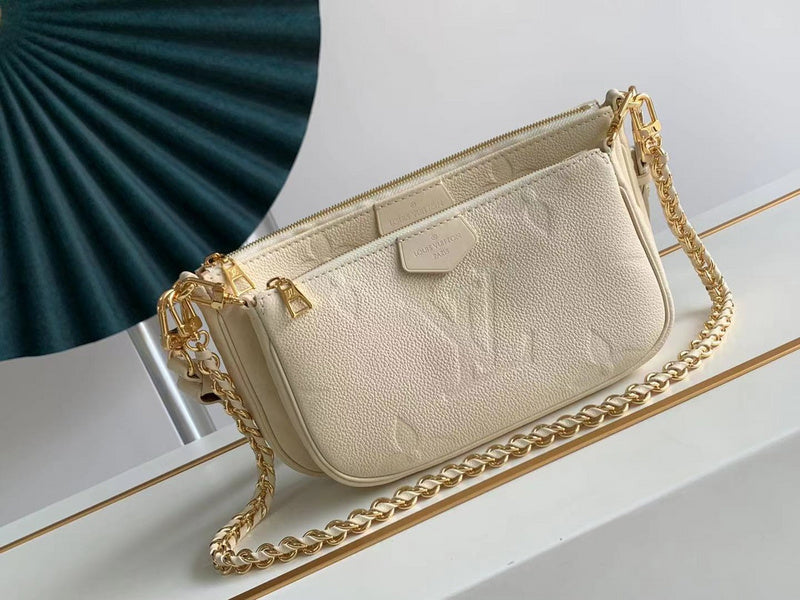 Alice Bags- Louis Vuittons - 16446