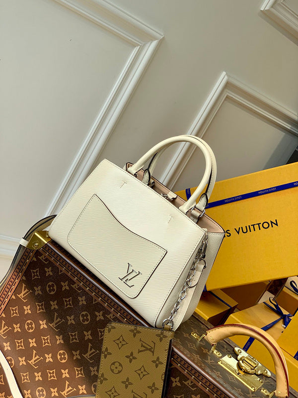 Alice Bags- Louis Vuittons - 16744