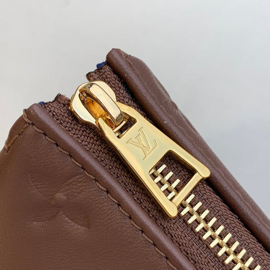 Alice Bags- Louis Vuittons - 16338