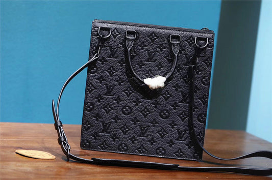 Alice bags - Louis Vuittons - 10437