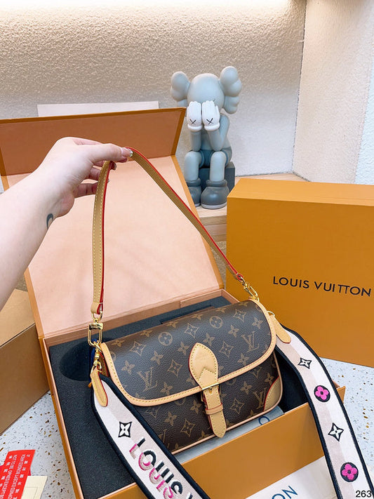 Alice bags - Louis Vuittons - 14970