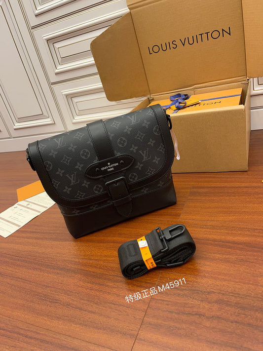Alice Bags- Louis Vuittons - 16308
