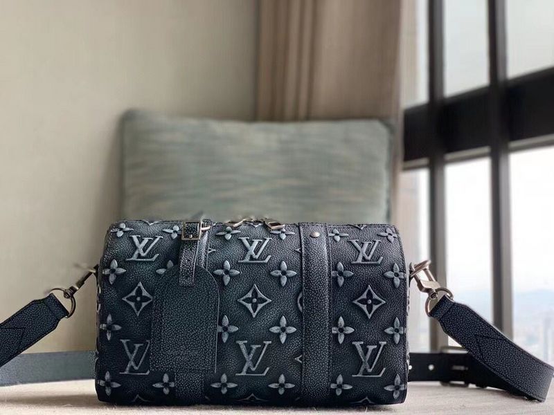 Alice Bags- Louis Vuittons - 15934
