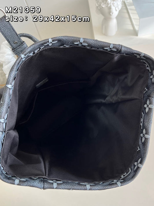 Alice Bags- Louis Vuittons - 16048