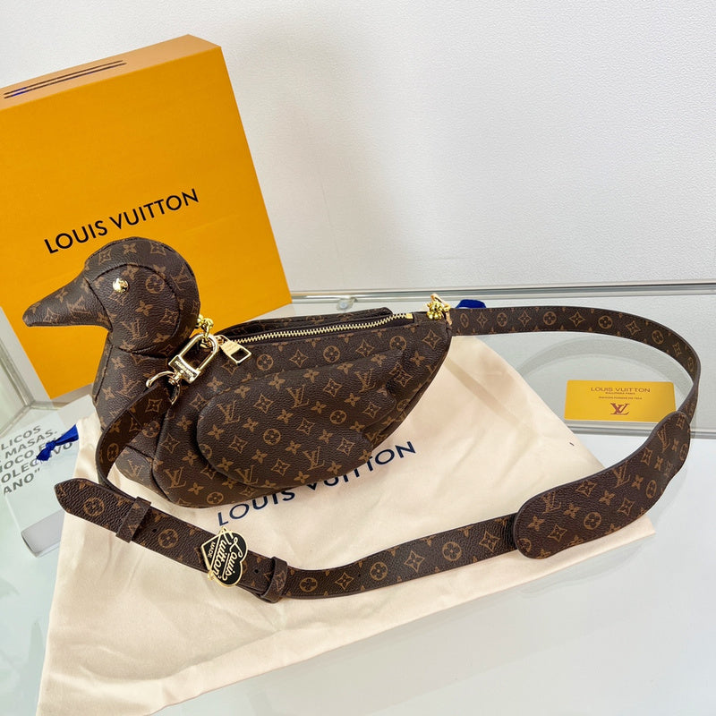 Alice Bags- Louis Vuittons - 16602