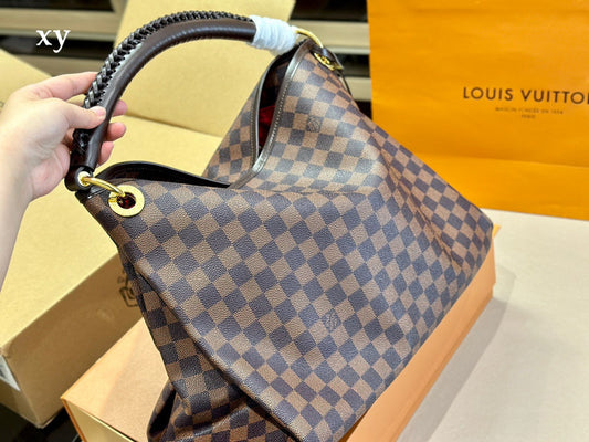 Alice bags - Louis Vuittons - 15007