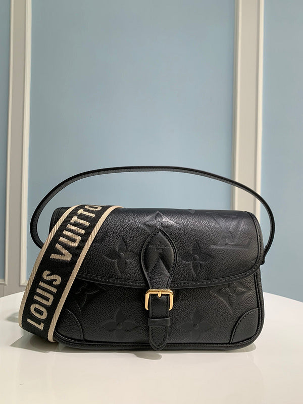 Alice bags - Louis Vuittons - 15692