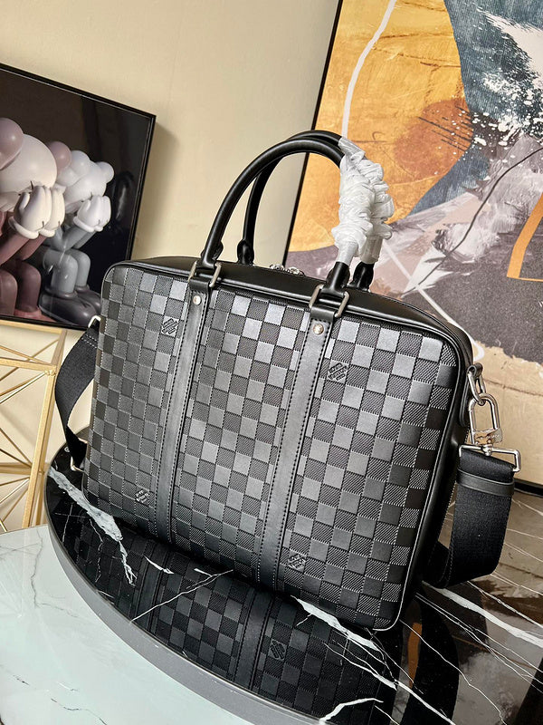 Alice Bags- Louis Vuittons - 16354