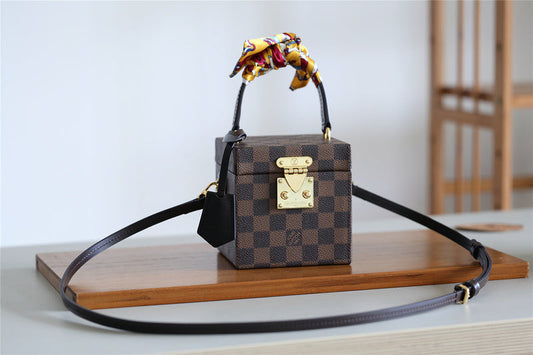Alice bags - Louis Vuittons - 9344
