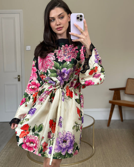 Gucci Cream, Black, Pink and Purple Floral Silk Print Dress with Drawstring Waist and Embellishment Size IT 44 (UK 12)