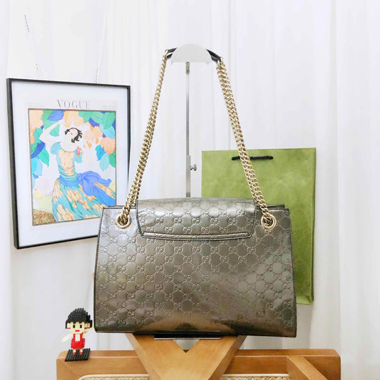 Gucci Emily Chain Bag in Silver Metallic Leather - Preloved Shoulder Bag