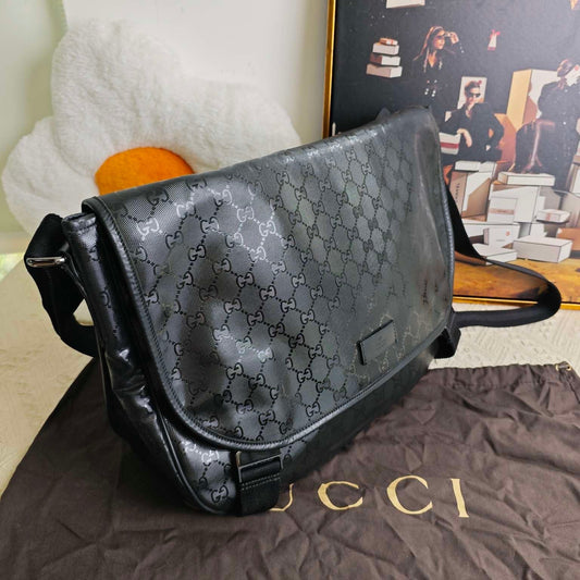 Gucci Black GG Printed Canvas Messenger Bag