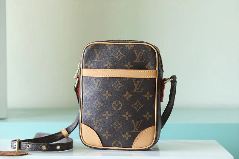 Alice bags - Louis Vuittons  - 9902