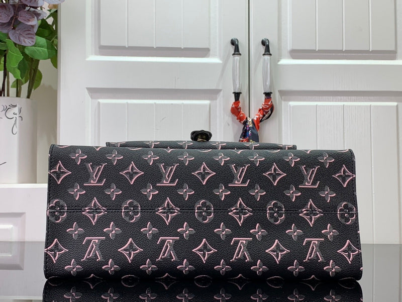 Alice Bags- Louis Vuittons  - 16379