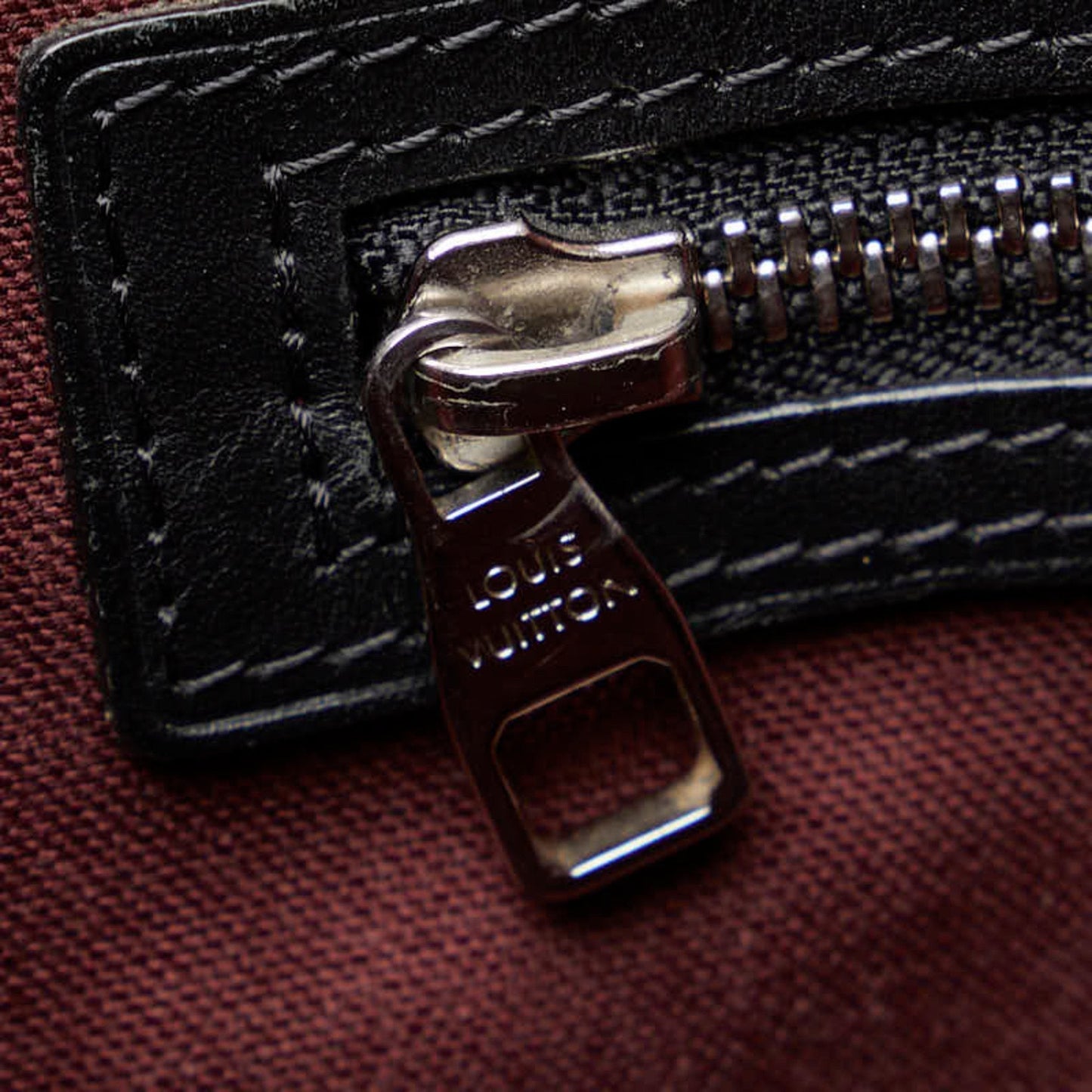 LOUIS VUITTON Davis Tote