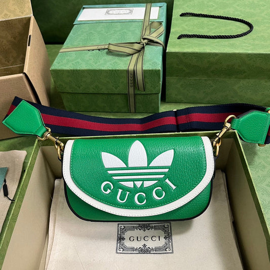 Gucci  Luxury -  Bags - 386